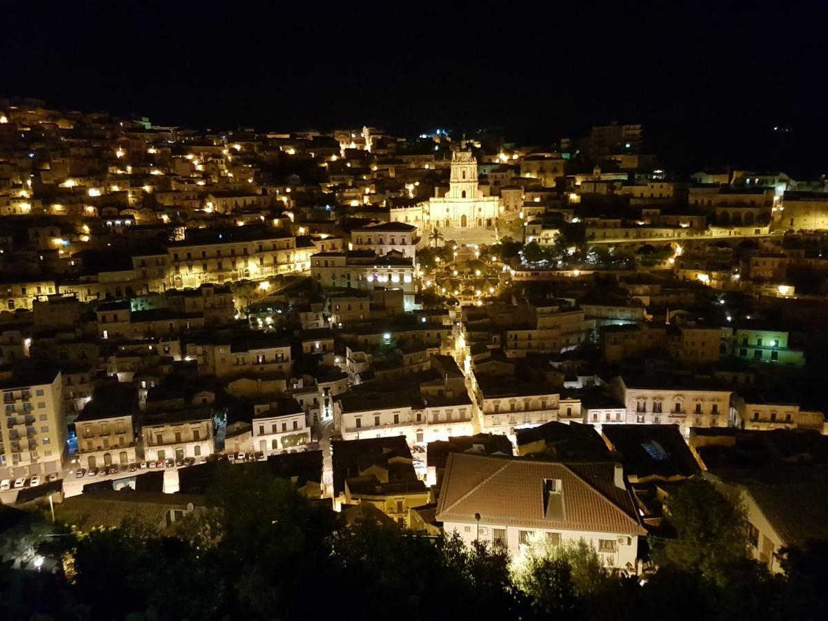 Baroccando Modica Esterno foto